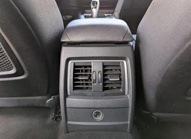 BMW 330e iPerformance 2017 full