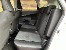 Toyota Ractis G 2013 full