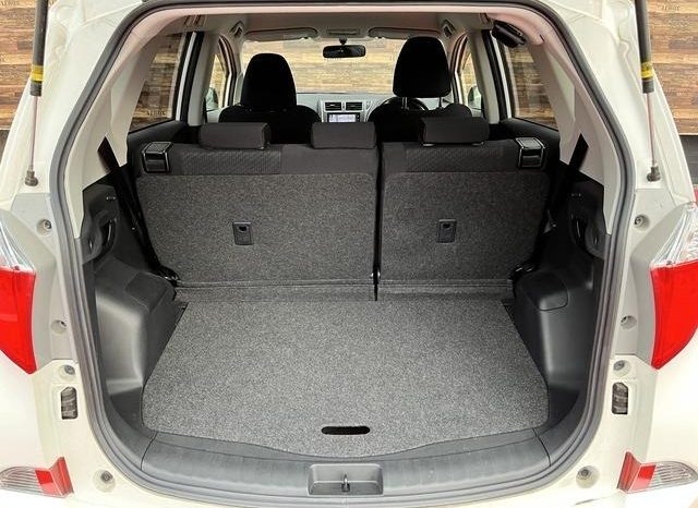 Toyota Ractis G 2013 full