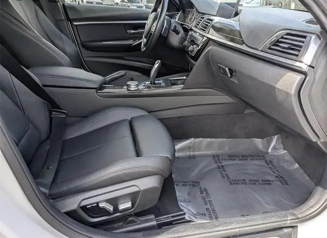 BMW 330e iPerformance 2017 full