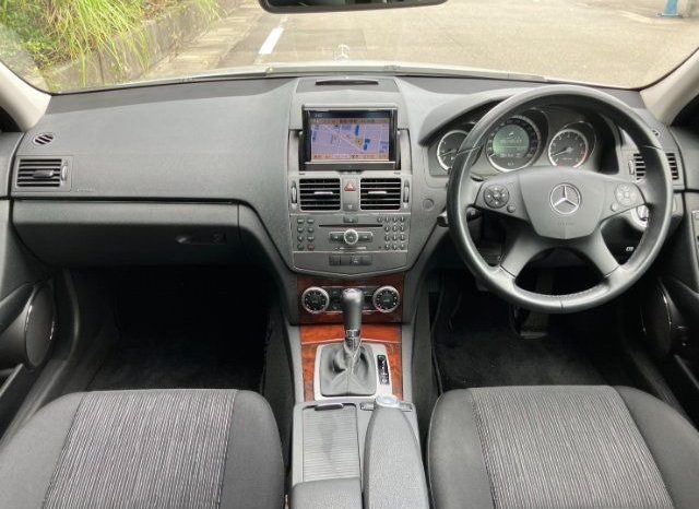 Mercedes-Benz C-Class C200 Blue Efficiency 2010 full