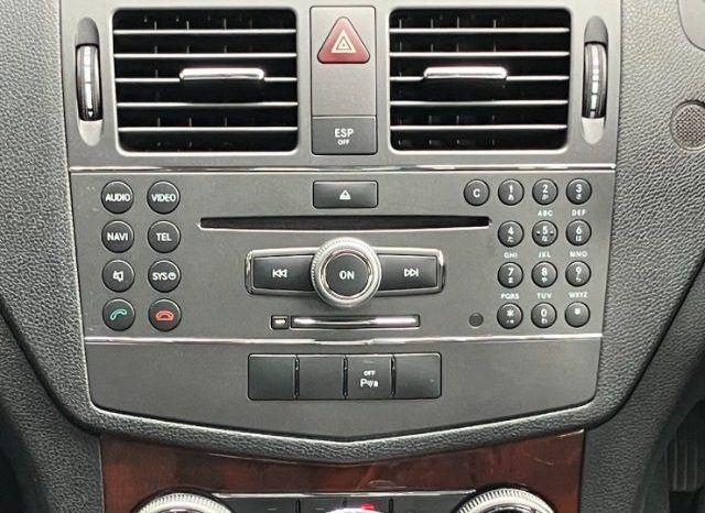 Mercedes-Benz C-Class C200 Blue Efficiency 2010 full