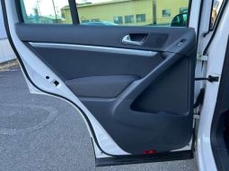 Volkswagen Tiguan Sports & Style full