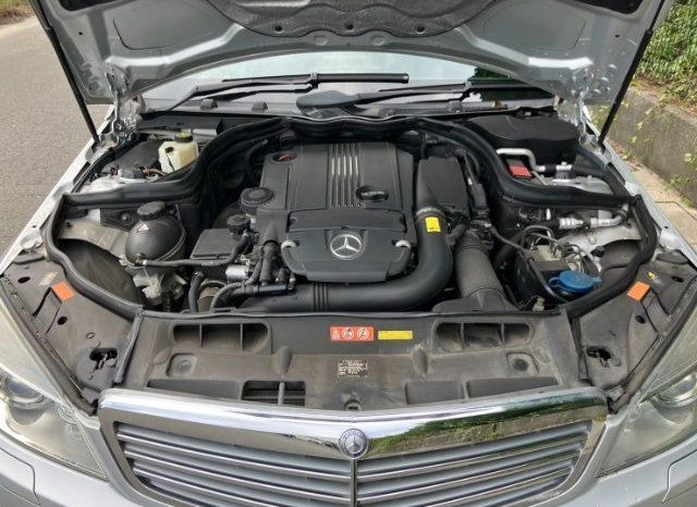 Mercedes-Benz C-Class C200 Blue Efficiency 2010 full