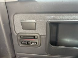 Toyota Hiace Van 2000 full