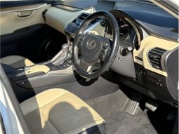 Lexus NX NX200t Version L 2016 full