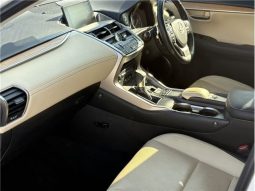 Lexus NX NX200t Version L 2016 full