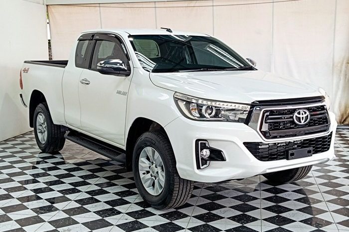 Toyota Smart Cab 4WD MT 2019 full