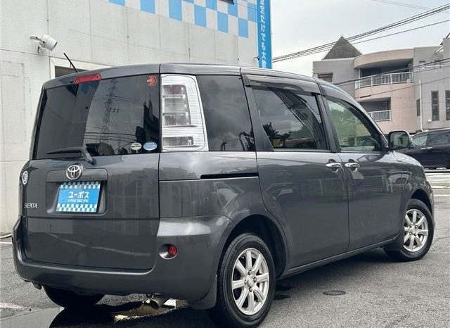 Toyota Sienta DICE 2012 full