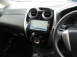 Nissan Note X V Selection + Safety 2015 full