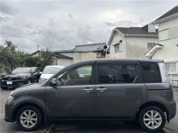 Toyota Sienta DICE 2012 full