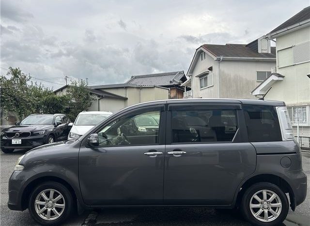 Toyota Sienta DICE 2012 full