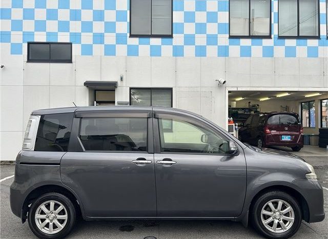 Toyota Sienta DICE 2012 full