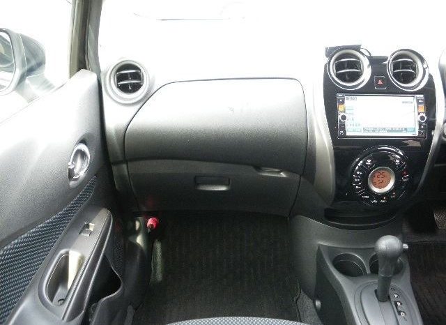 Nissan Note X V Selection + Safety 2015 full