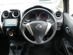 Nissan Note X V Selection + Safety 2015 full