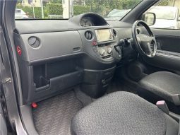 Toyota Sienta DICE 2012 full