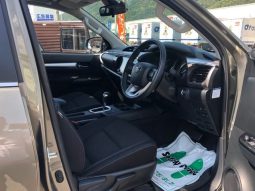 Toyota Hilux Revo Z 2024 full