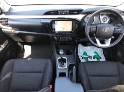 Toyota Hilux Revo Z 2024 full