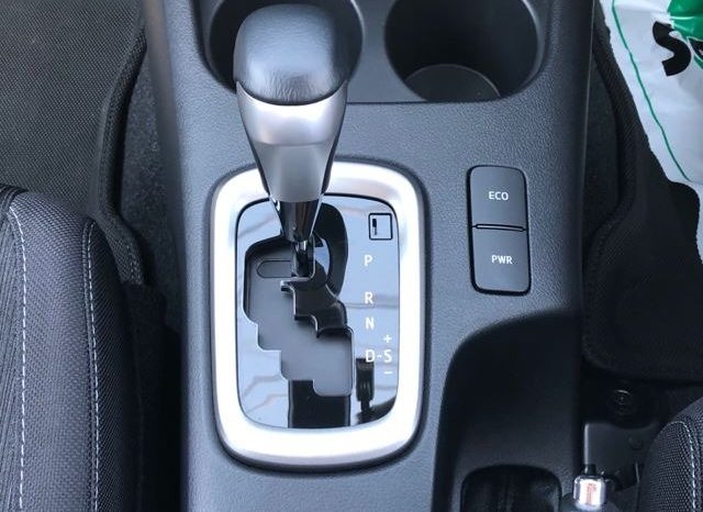 Toyota Hilux Revo Z 2024 full