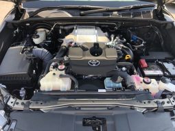 Toyota Hilux Revo Z 2024 full