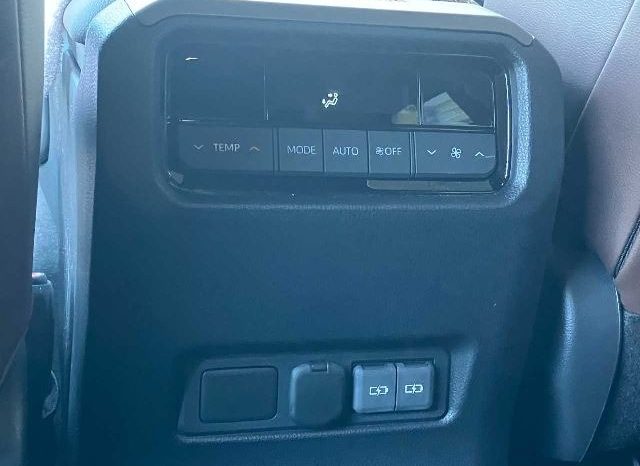 Toyota Land Cruiser 250 VX First Edition 2024 full