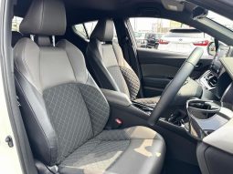 Toyota C-HR G 2019 full