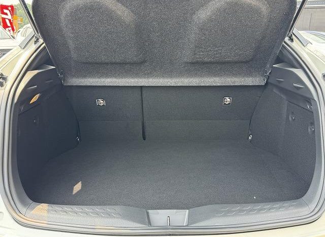 Toyota C-HR G 2019 full