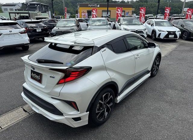 Toyota C-HR G 2019 full