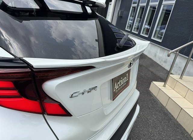 Toyota C-HR G 2019 full