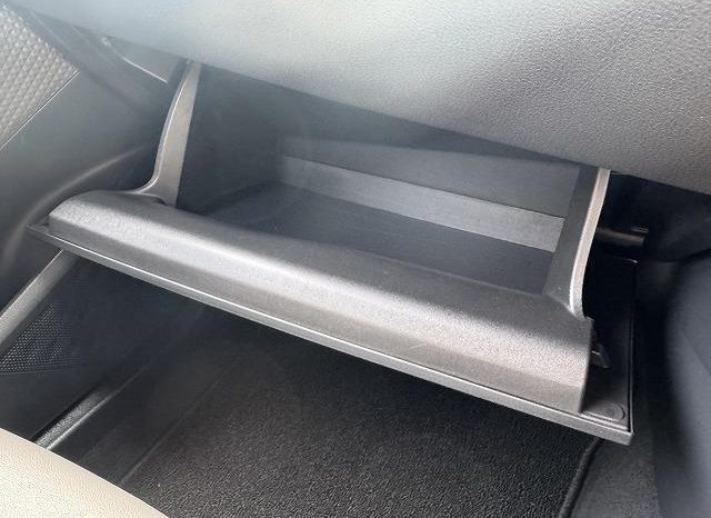 Toyota C-HR G 2019 full