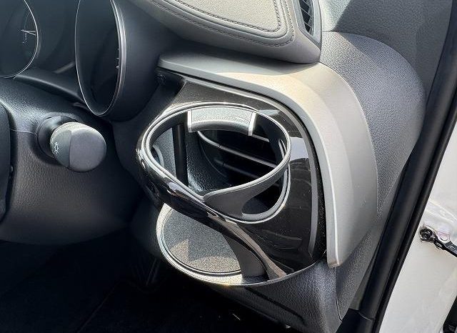 Toyota C-HR G 2019 full