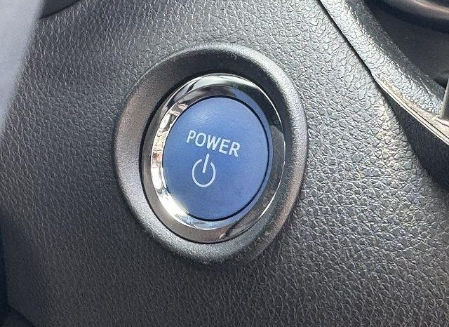 Toyota C-HR G 2019 full