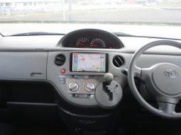 Toyota Sienta X limited 2010 full