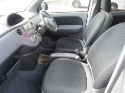 Toyota Sienta X limited 2010 full