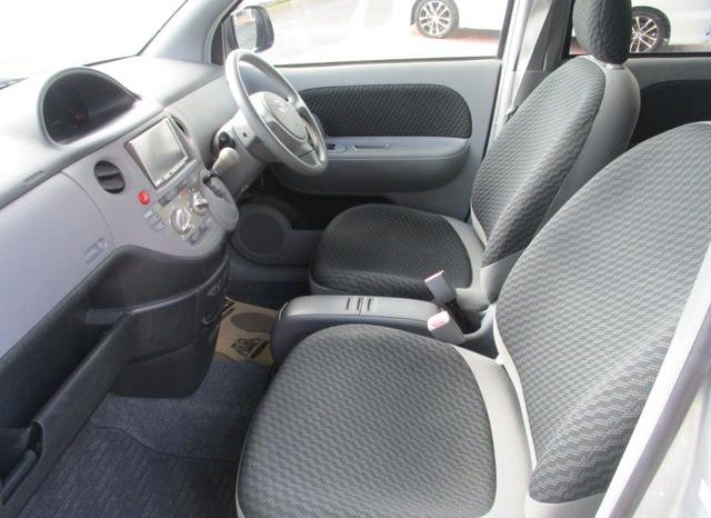 Toyota Sienta X limited 2010 full