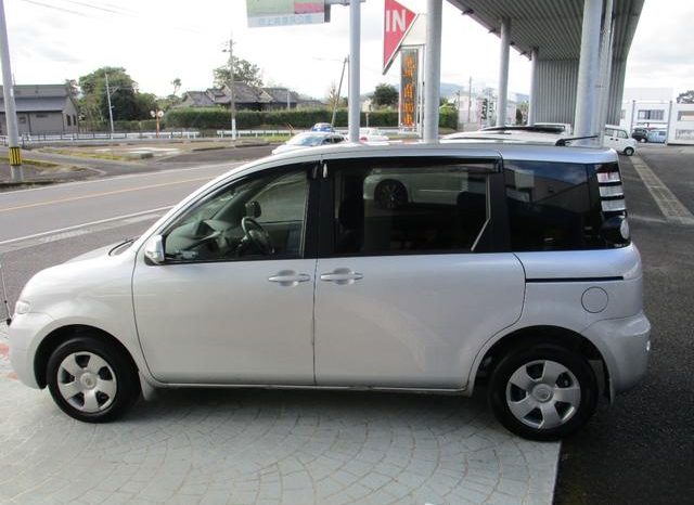 Toyota Sienta X limited 2010 full