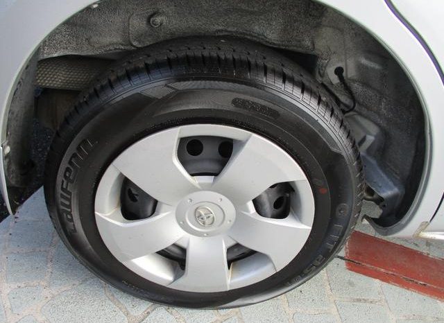 Toyota Sienta X limited 2010 full