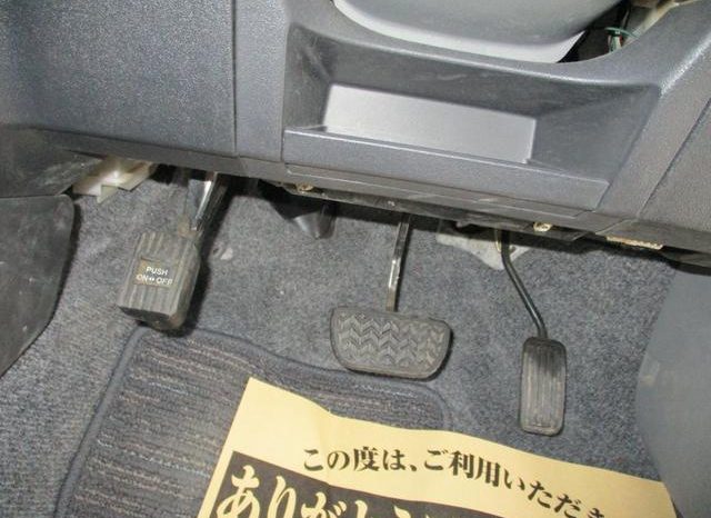 Toyota Sienta X limited 2010 full