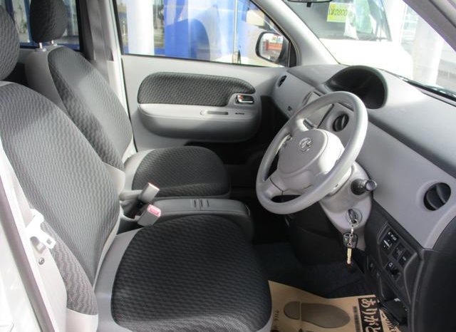 Toyota Sienta X limited 2010 full