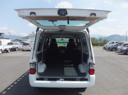 Mazda Bongo Van 2016 full