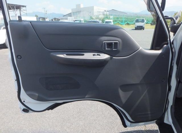 Mazda Bongo Van 2016 full