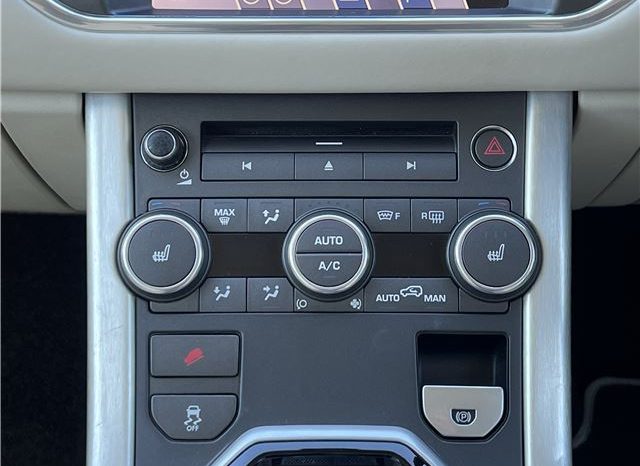 Land Rover Range Rover Evoque Prestige 2012 full