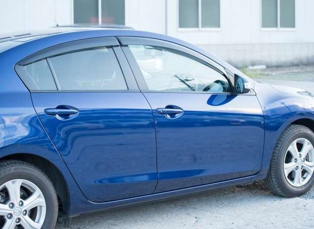 Mazda Axela 20E Skyactiv 2011 full