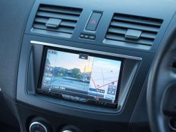 Mazda Axela 20E Skyactiv 2011 full