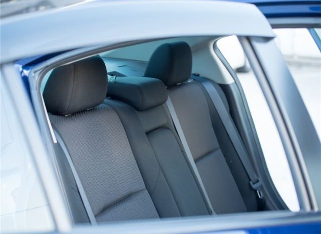 Mazda Axela 20E Skyactiv 2011 full