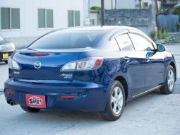 Mazda Axela 20E Skyactiv 2011 full