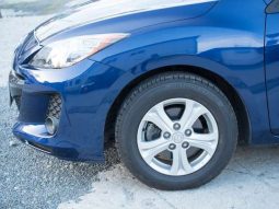 Mazda Axela 20E Skyactiv 2011 full