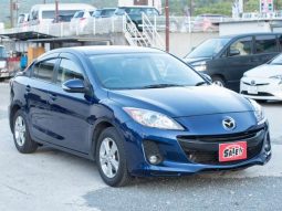 Mazda Axela 20E Skyactiv 2011 full
