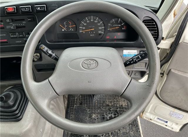 Toyota Coaster 2003 full