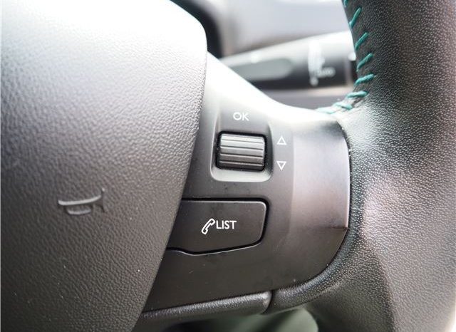 Peugeot 2008 2016 full